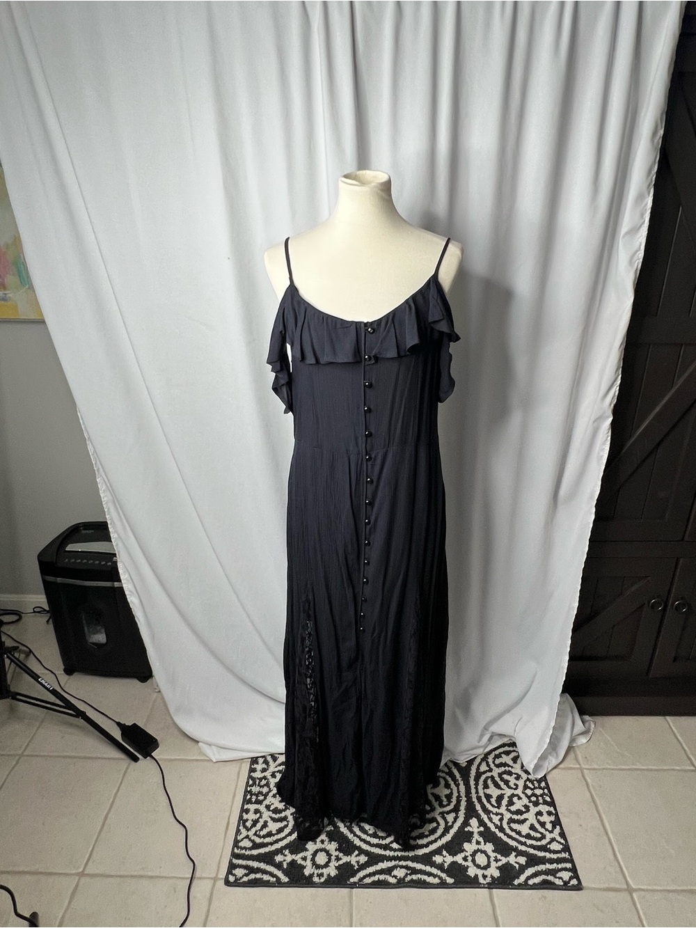 Venus Black Cold Shoulder Ruffle Maxi Dress with Lace Insets - Size Large - NWOT